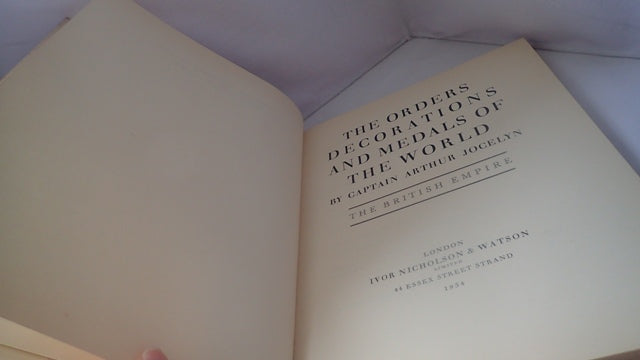033663_2.JPG